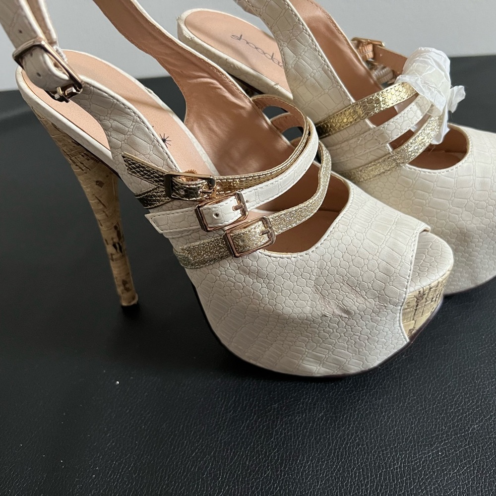 Shoe Dazzle Heels